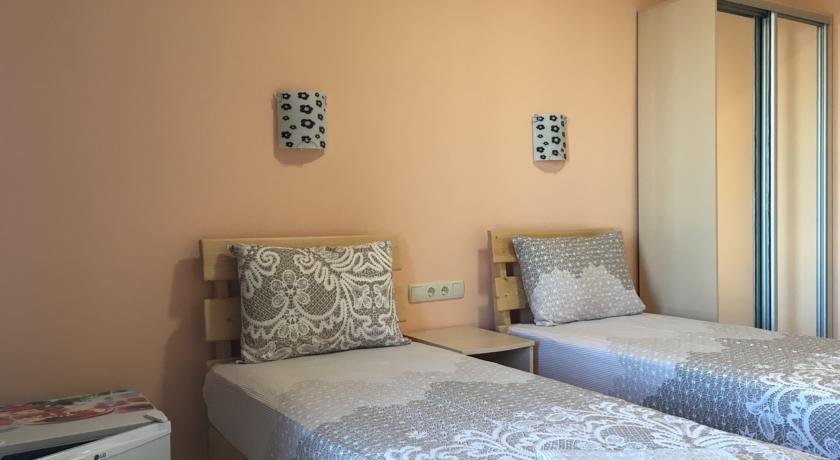 Гостиница Guest house Coral Прибрежное